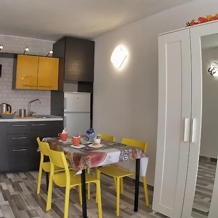 Geremy's Boutique Vivienda Vv A-38-4-2068 *