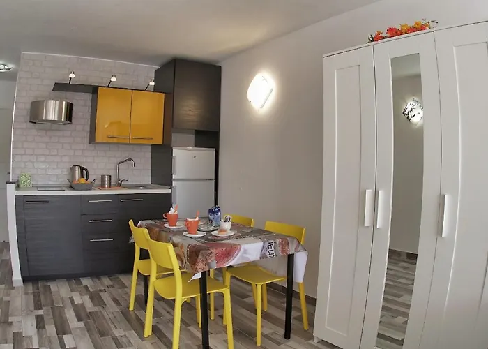 Geremy's Boutique Vivienda Vv A-38-4-2068 *