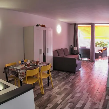 Апартаменты Geremy's Boutique Vivienda Vv A-38-4-2068